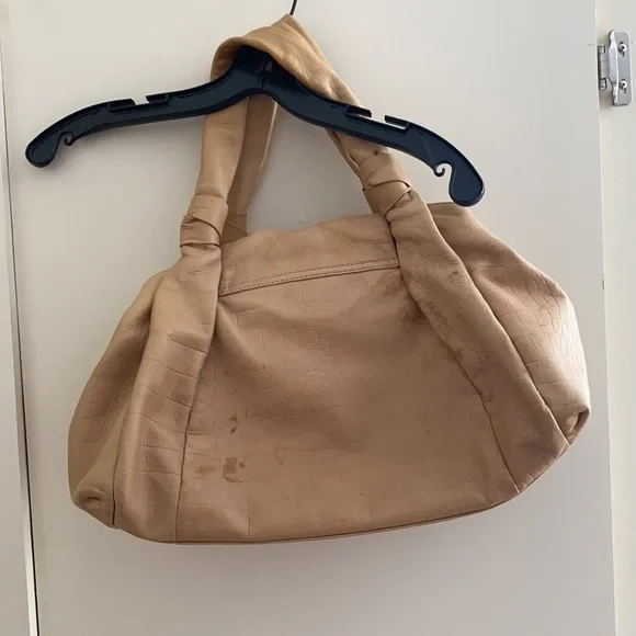 Ann Taylor - Picture 3 of 5